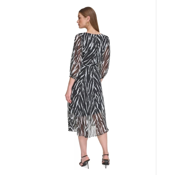 Women's clothing(401) - Picture 2 of 7